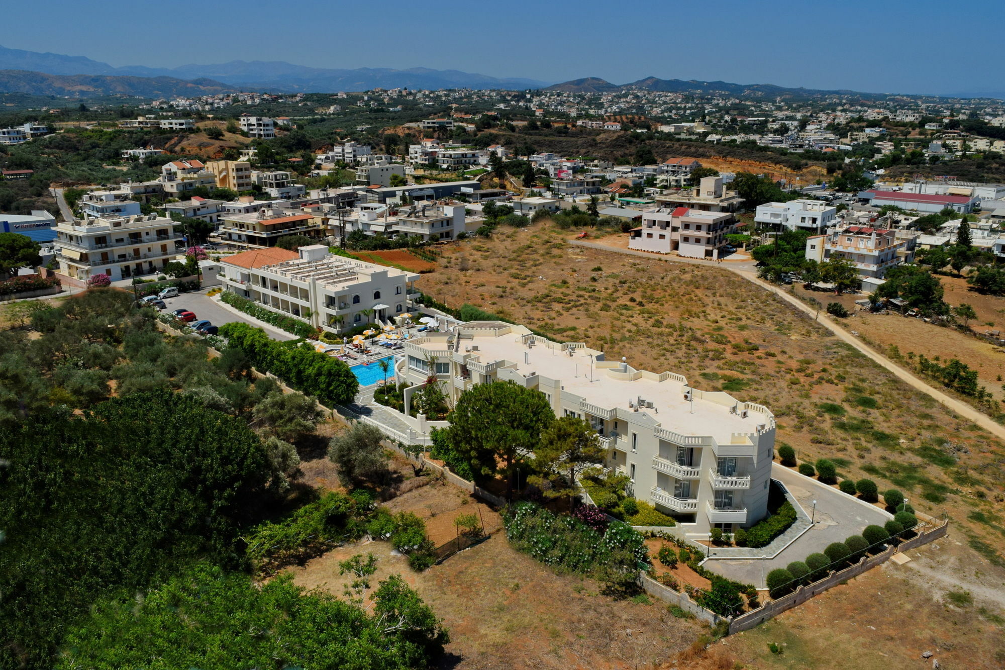 Apartahotel Kedrissos